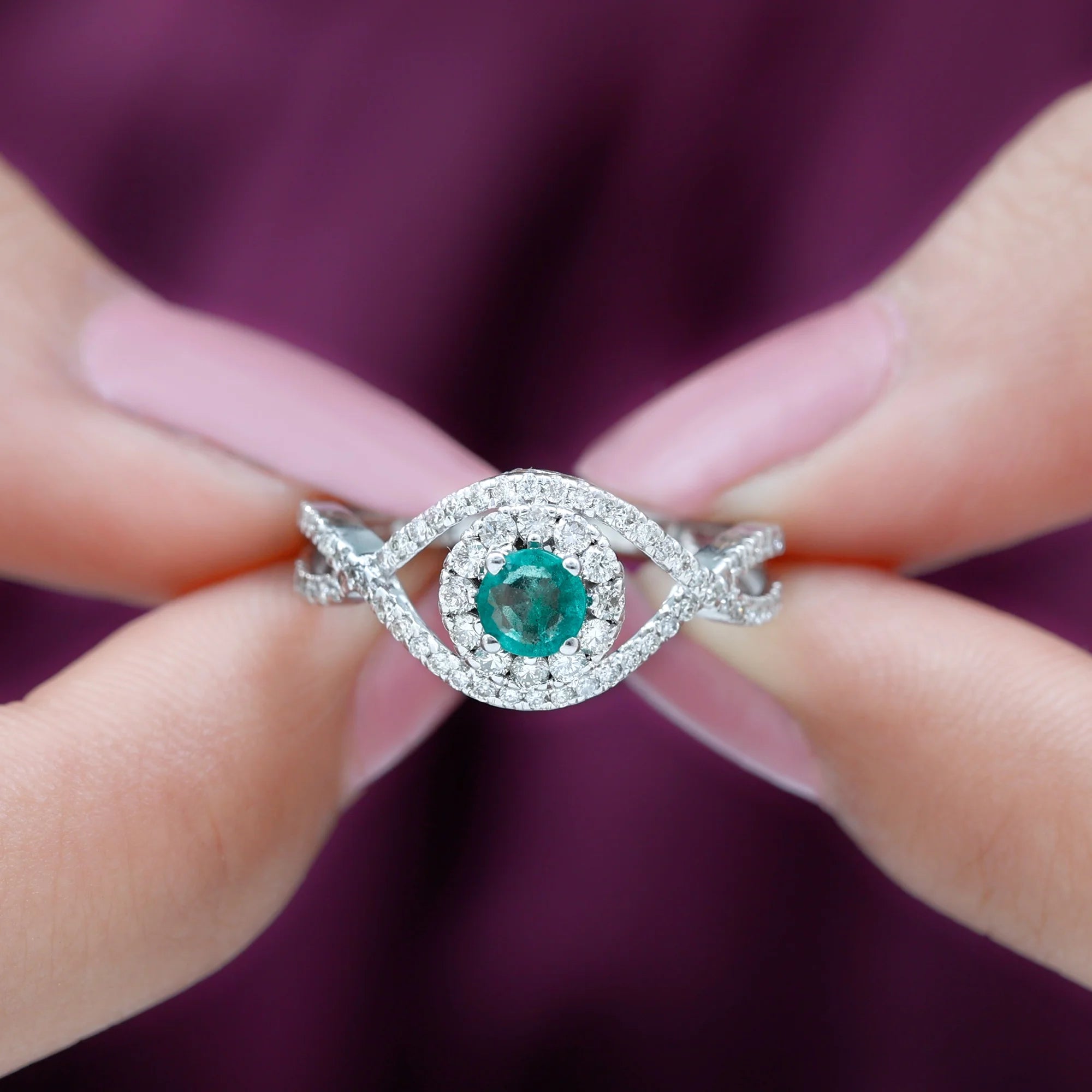 Emerald Crossover Ring with Diamond, 1 CT, 18K White Gold, US 12.50 D533