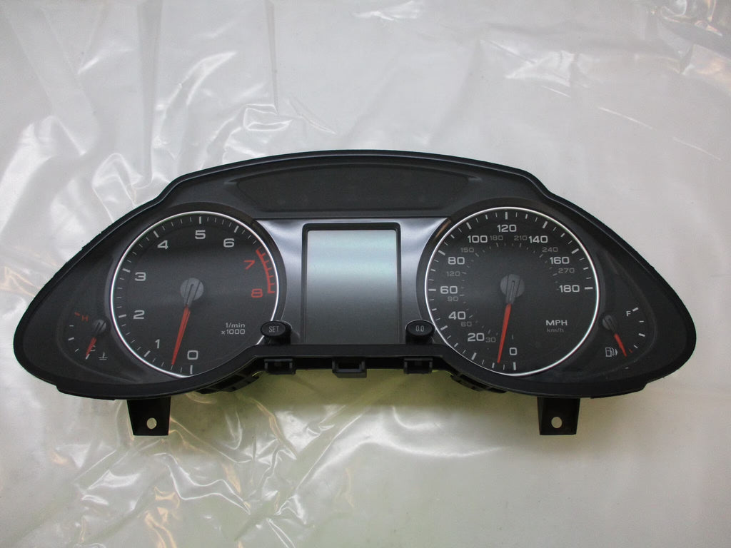 Pre-Owned Audi Q5 Speedometer Cluster OEM D419