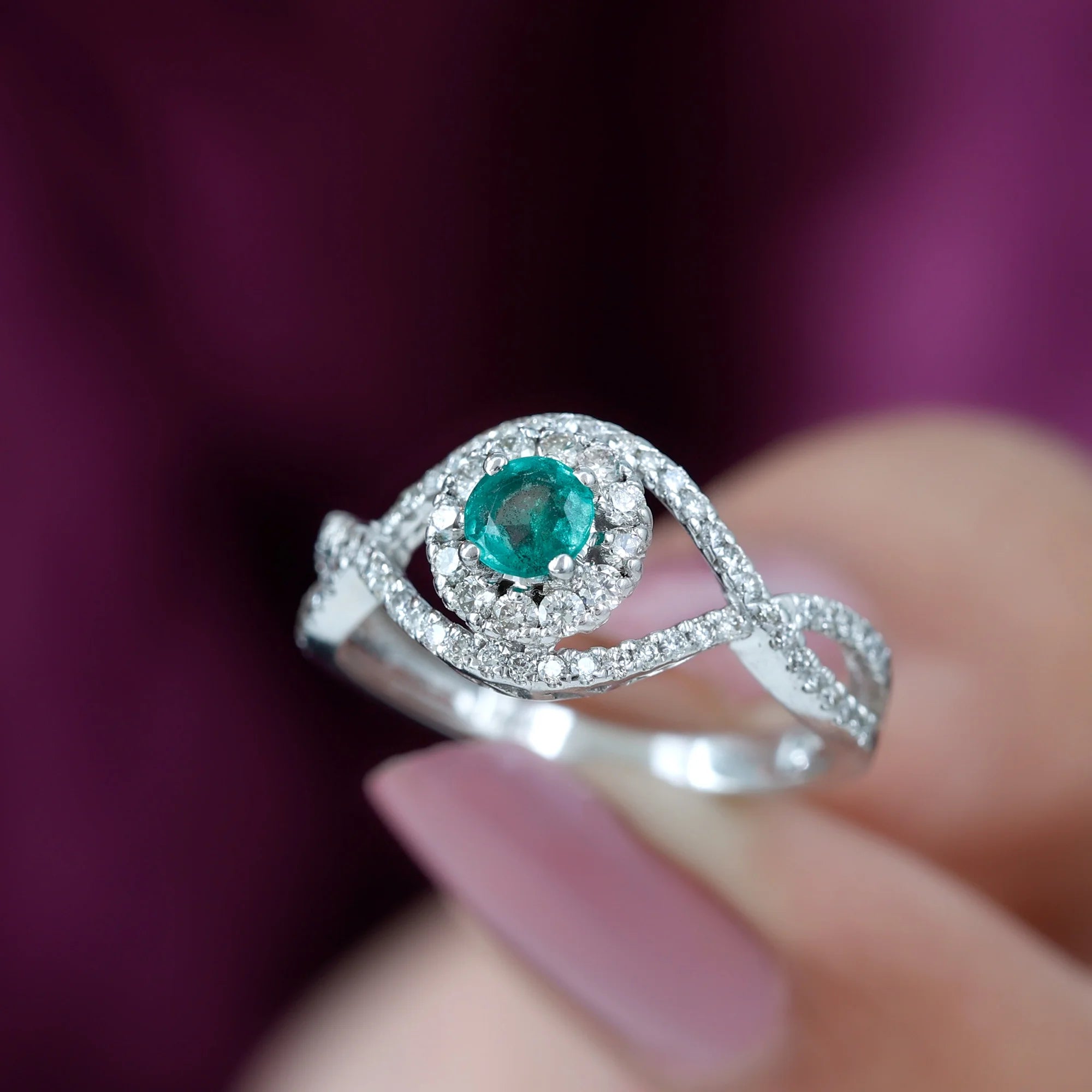 Emerald Crossover Ring with Diamond, 1 CT, 18K White Gold, US 12.50 D533