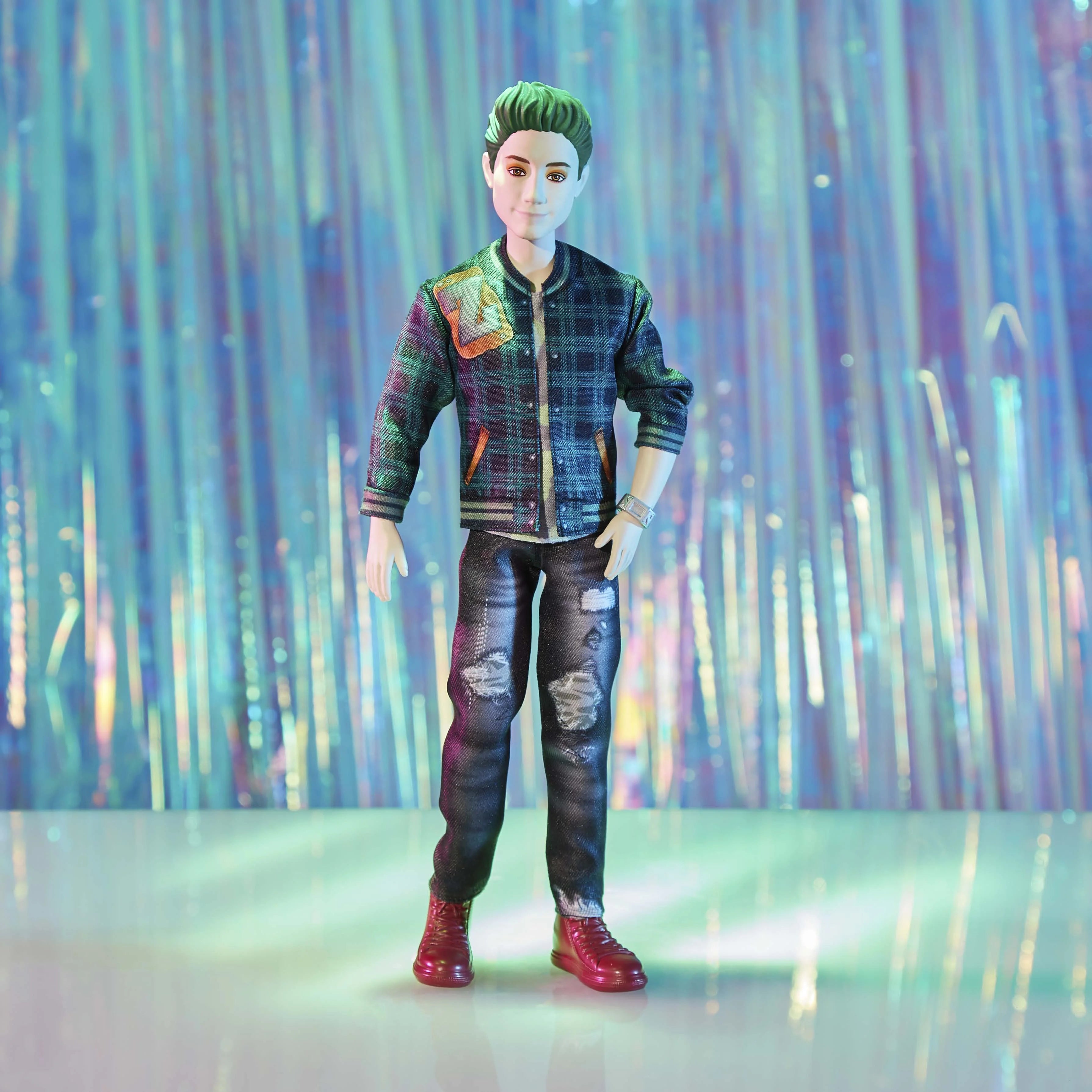 Zed Fashion Doll with Green Hair, Outfit, and Accessory I879361