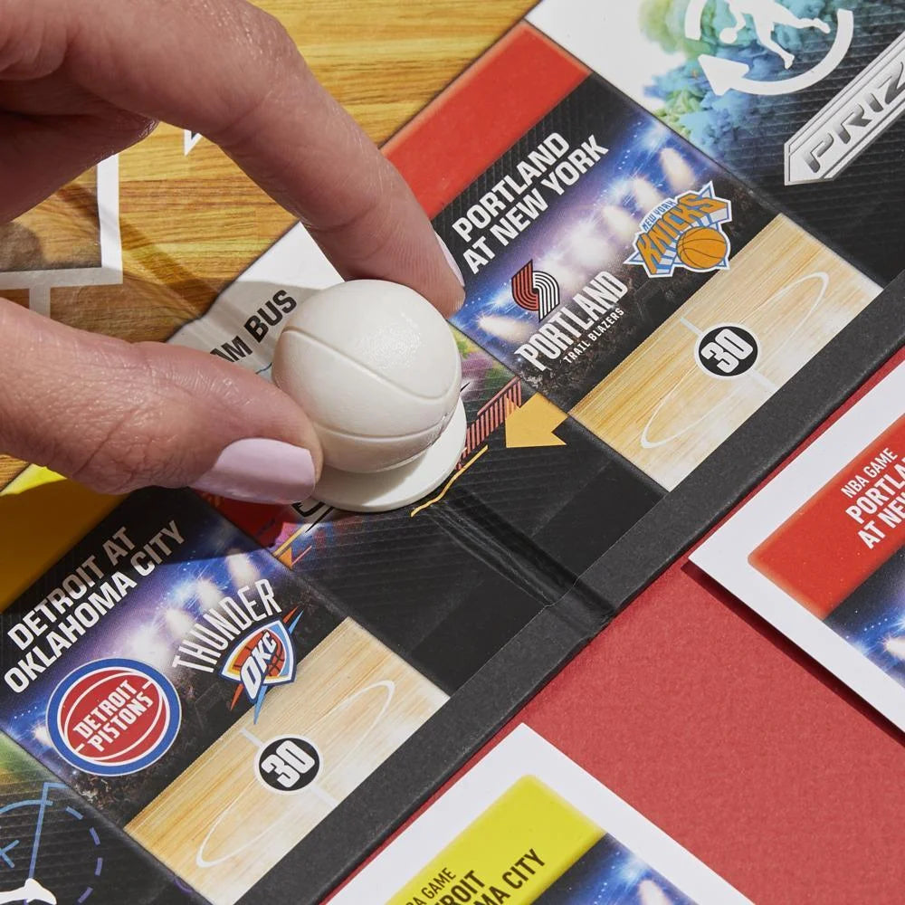 Monopoly Prizm NBA Edition Board Game with Panini NBA Trading Cards I646969