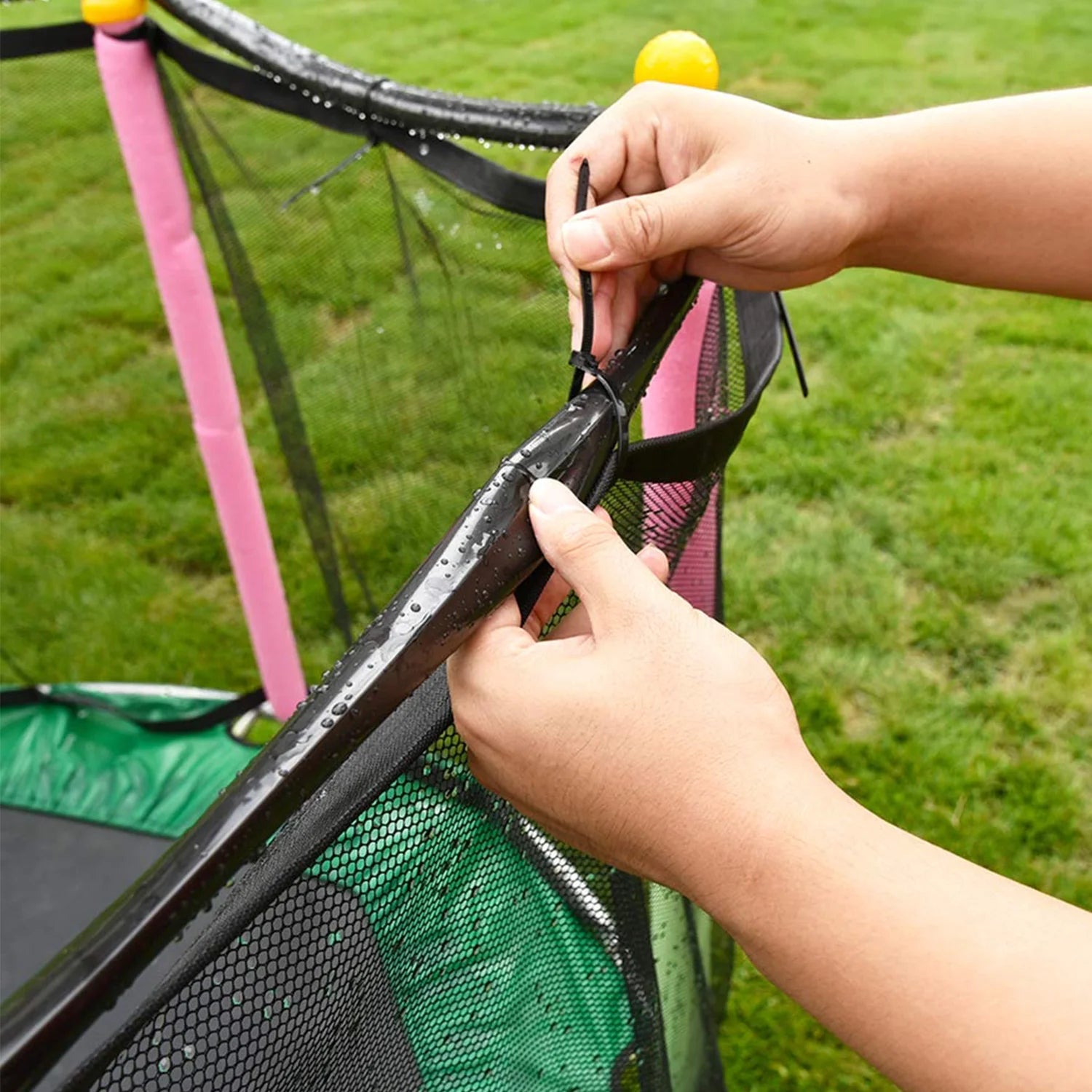 39 ft Trampoline Water Sprinkler V310445
