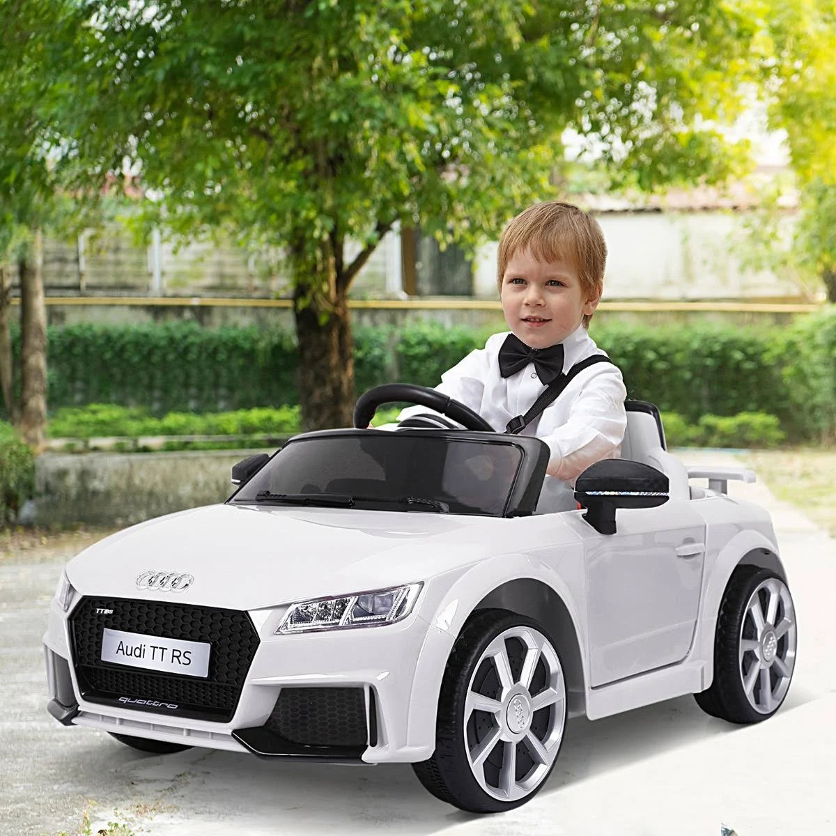 White 6V Electric Ride On Toy Car with Remote Control M689068