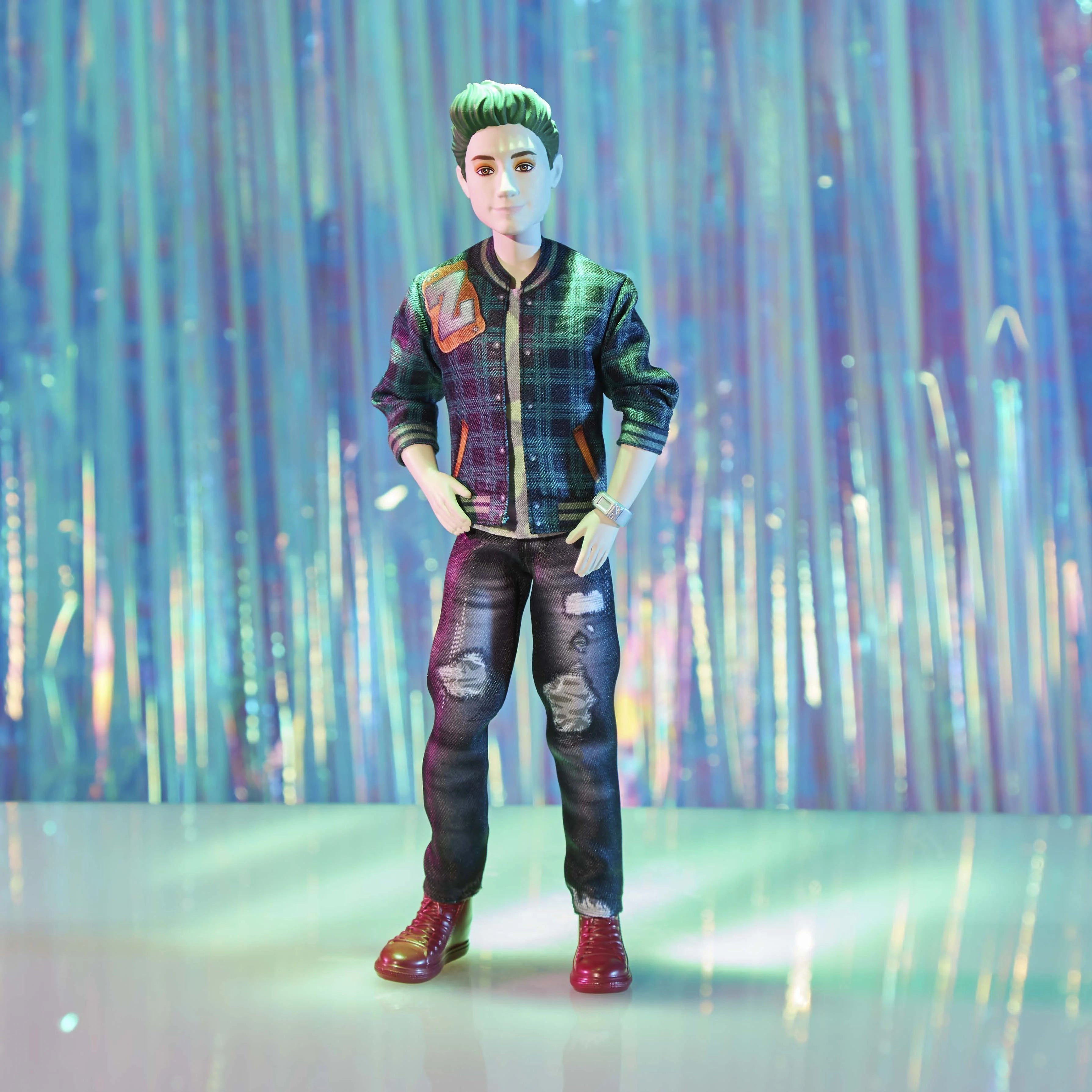 Zed Fashion Doll with Green Hair, Outfit, and Accessory I879361
