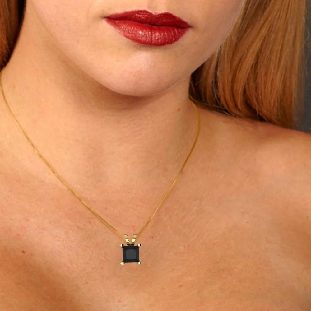 14k Yellow Gold Onyx Pendant with 18" Chain E279