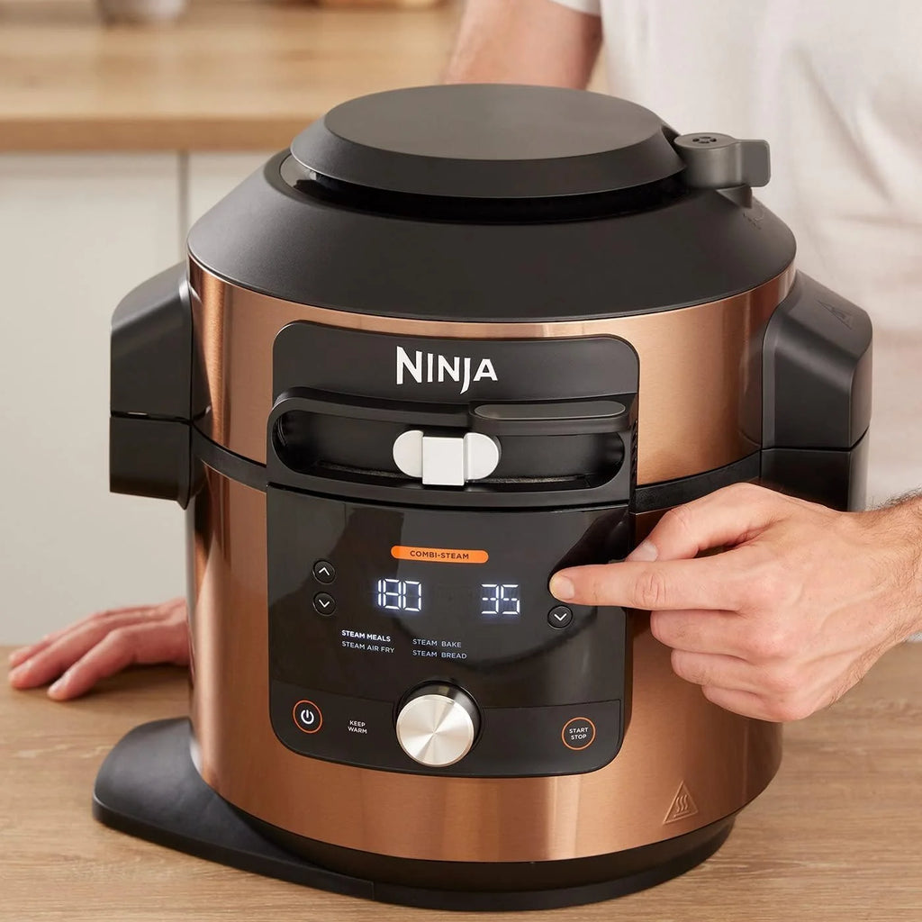 Restored Ninja 8 Qt. Pressure Cooker Steam Fryer with 5 Qt. Crisp Basket G5305
