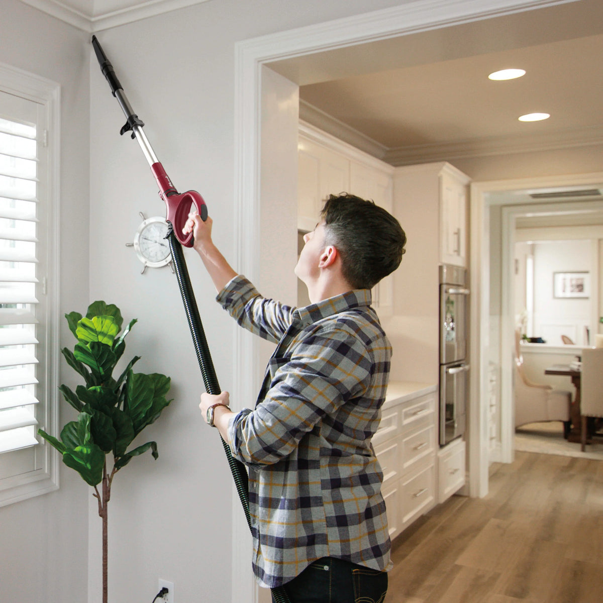 Upright Vacuum O84707