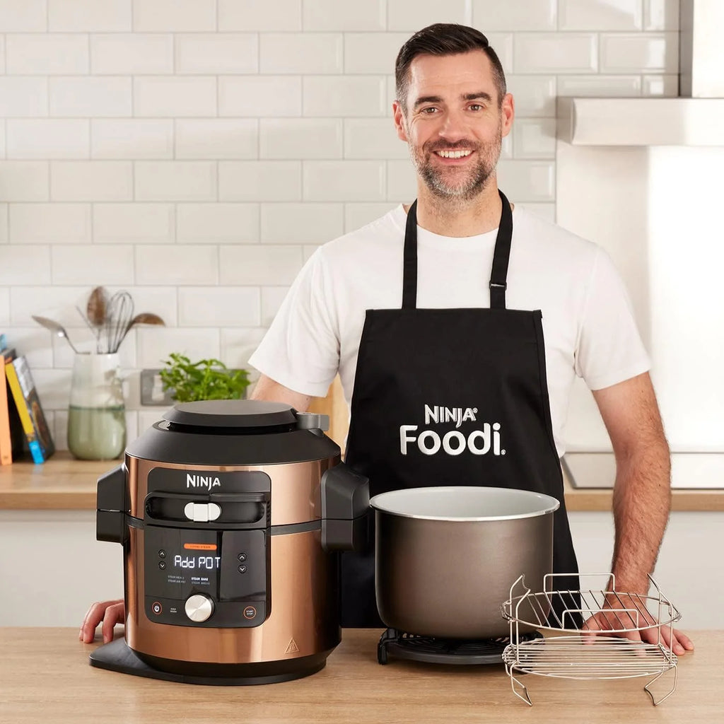 Restored Ninja 8 Qt. Pressure Cooker Steam Fryer with 5 Qt. Crisp Basket G5305